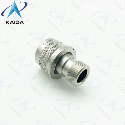 Le connecteur est conforme à la norme RoHS et est équipé d'un connecteur de coque de type M85049 69-09N.
