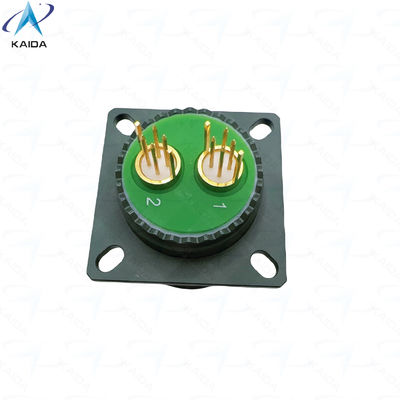 Les contacts de récepteur de PCB quadrax au cadmium vert olive 8D0C17W82PN