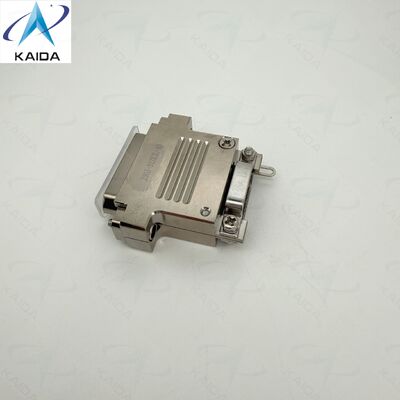 Concasse métallique en nickel sans électro, connecteur rectangulaire de la série MIL-DTL-83513 et de la série J30J.J30J-31ZKSL-A3 avec pince à câbles A3.
